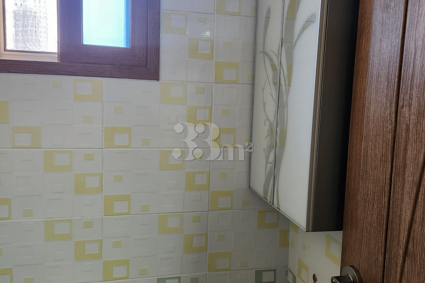 Studio apartment with separate room/balcony 13th image