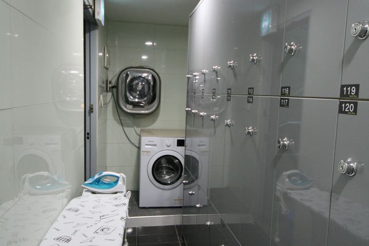 Hyehwa Studio Apartment with Individual Air C 12th image