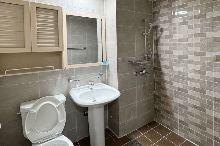 Pyeongtaek two-bedroom apartment with full op 12th image