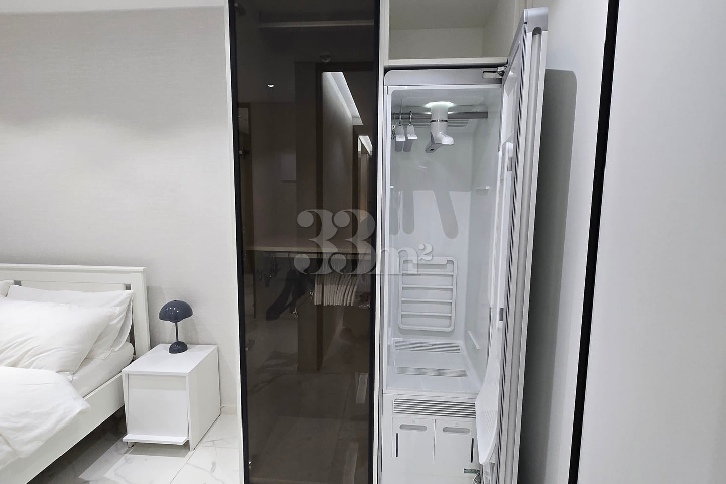 A comfortable and luxurious home. 8th image