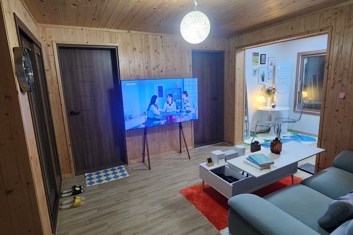 Seogwipo Private Villa with Whirlpool and Gym 10th image