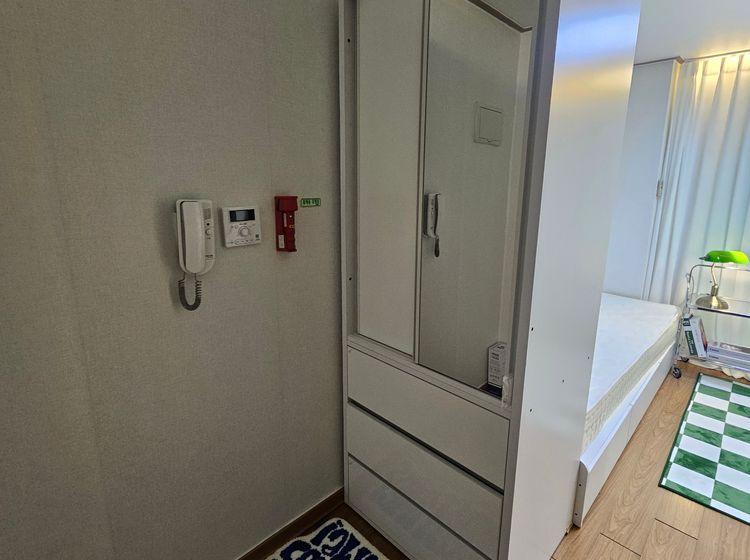 홍대 5분 풀옵션신축F