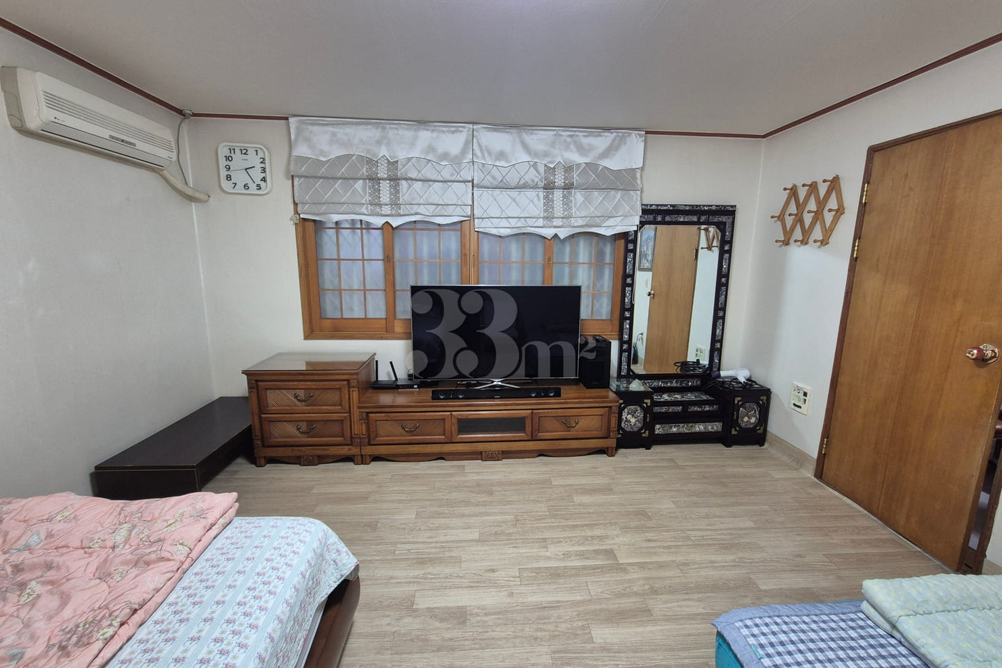 Fully-furnished Two-Room Apartment (4 beds) 4th image
