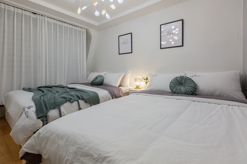 홍대3번출구 2룸1