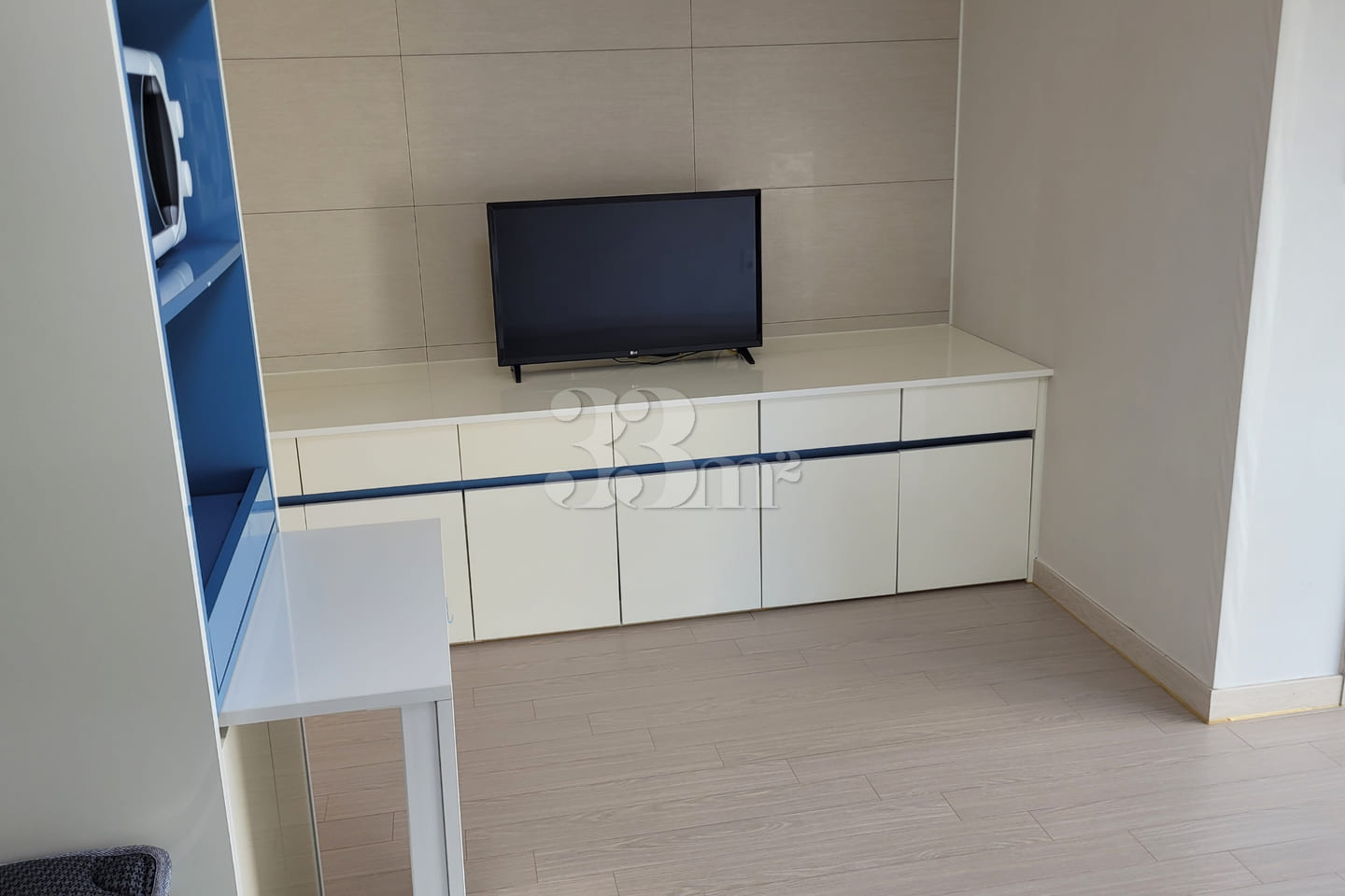 Convenient home with the best view in the hea 3th image