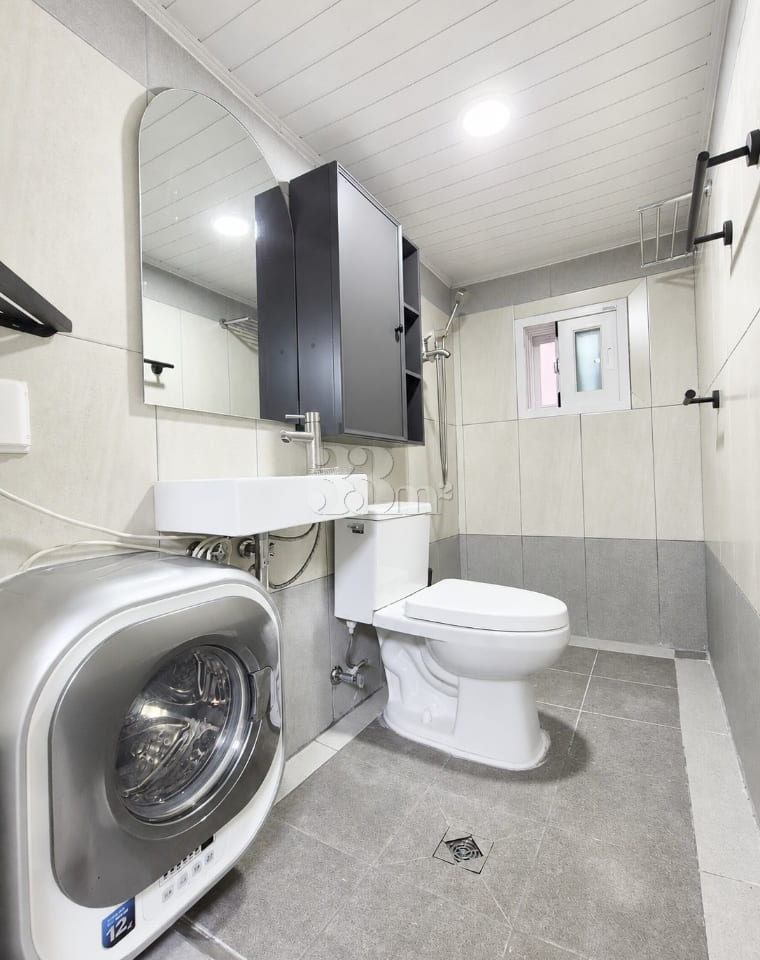 2-bedroom unit near Gongneung Station (Line 7 10th image