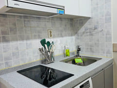 Fully Furnished Unit B (4-Minute Walk from Bo 10th image