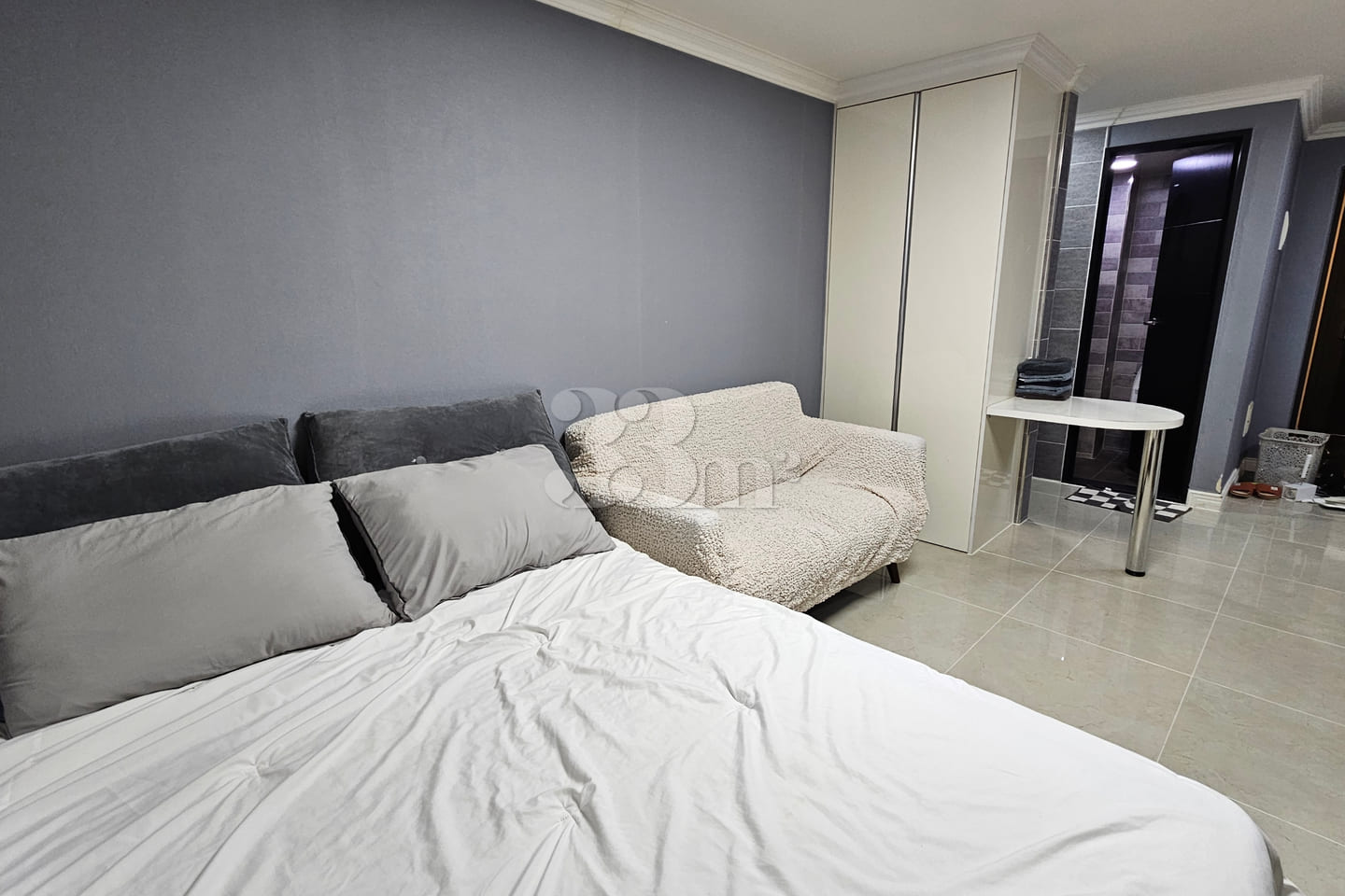 New studio apartment near Busan Dusil Station 4th image