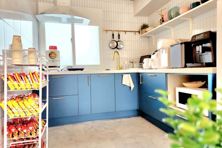 Bucheon Station Fully Furnished Studio 4 7th image
