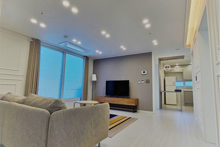 Fully furnished, comfortable home like your o 7th image