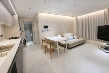 디뷰더센트럴 삼성 2룸