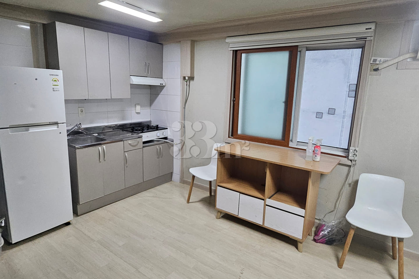 Studio apartment with an elevator 4th image