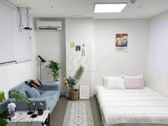 1.5-room apartment, 3 minutes from Achasan St 14th image