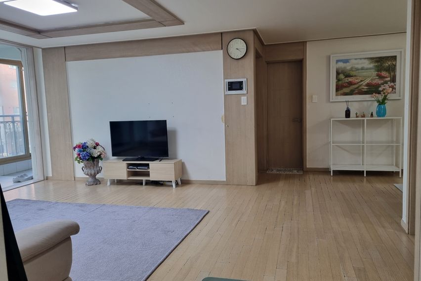 성수동/압구정/어때? 1번째 이미지