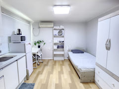 #13 Pretty Room 5th image