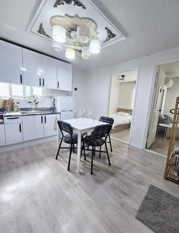 2-minute walk from Hongdae Station, 3-room un 3th image