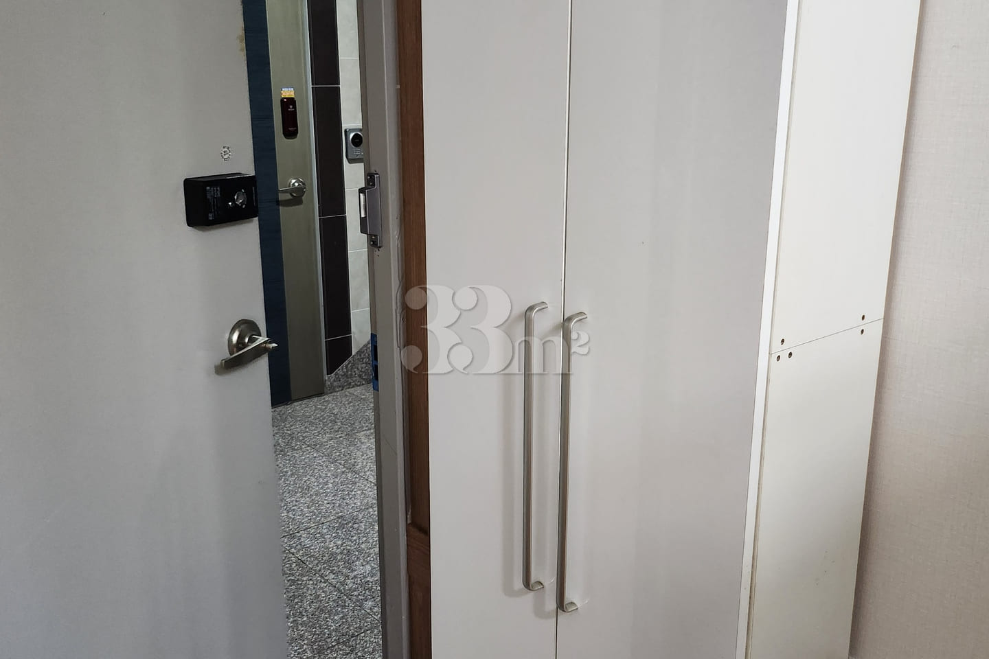 A room with a beautiful ocean view in the new 6th image