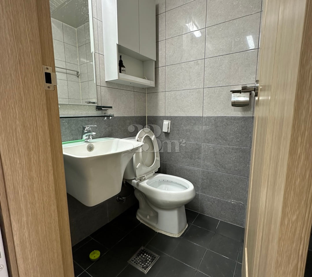 New studio apartment, 5 minutes from Seoul Na 14th image