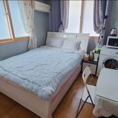 Cozy House Unit Image