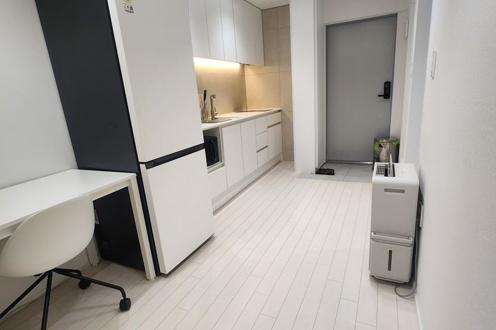 Seongsu-dong studio apartment with a separate 5th image