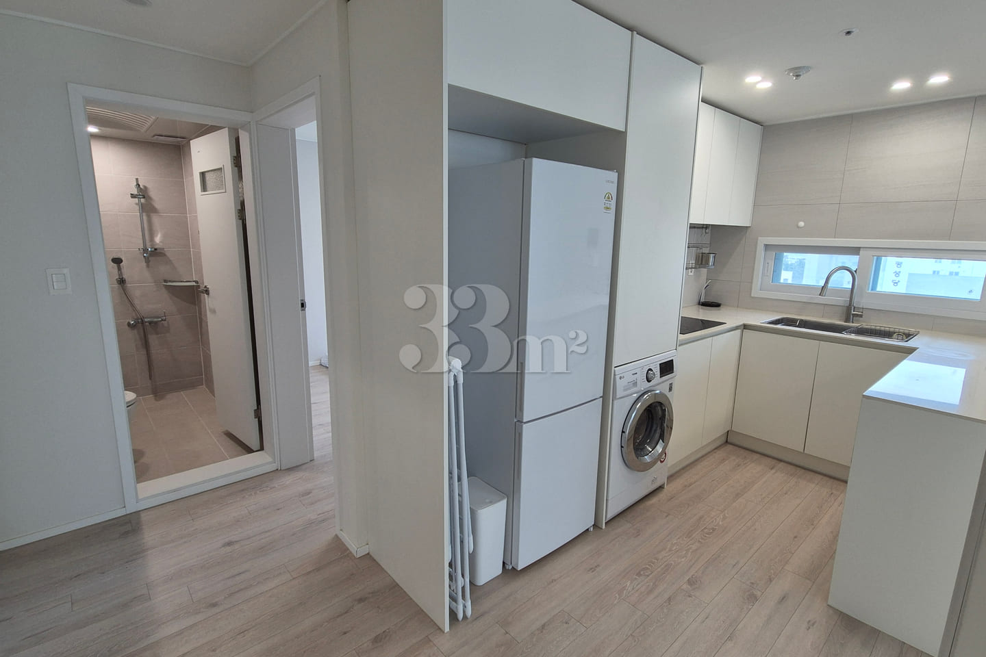 ๐ฉตNew two-room apartment. 5 minutes from Beom 1th image