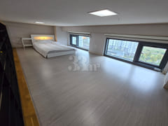 New, fully-furnished apartment with a view of 18th image