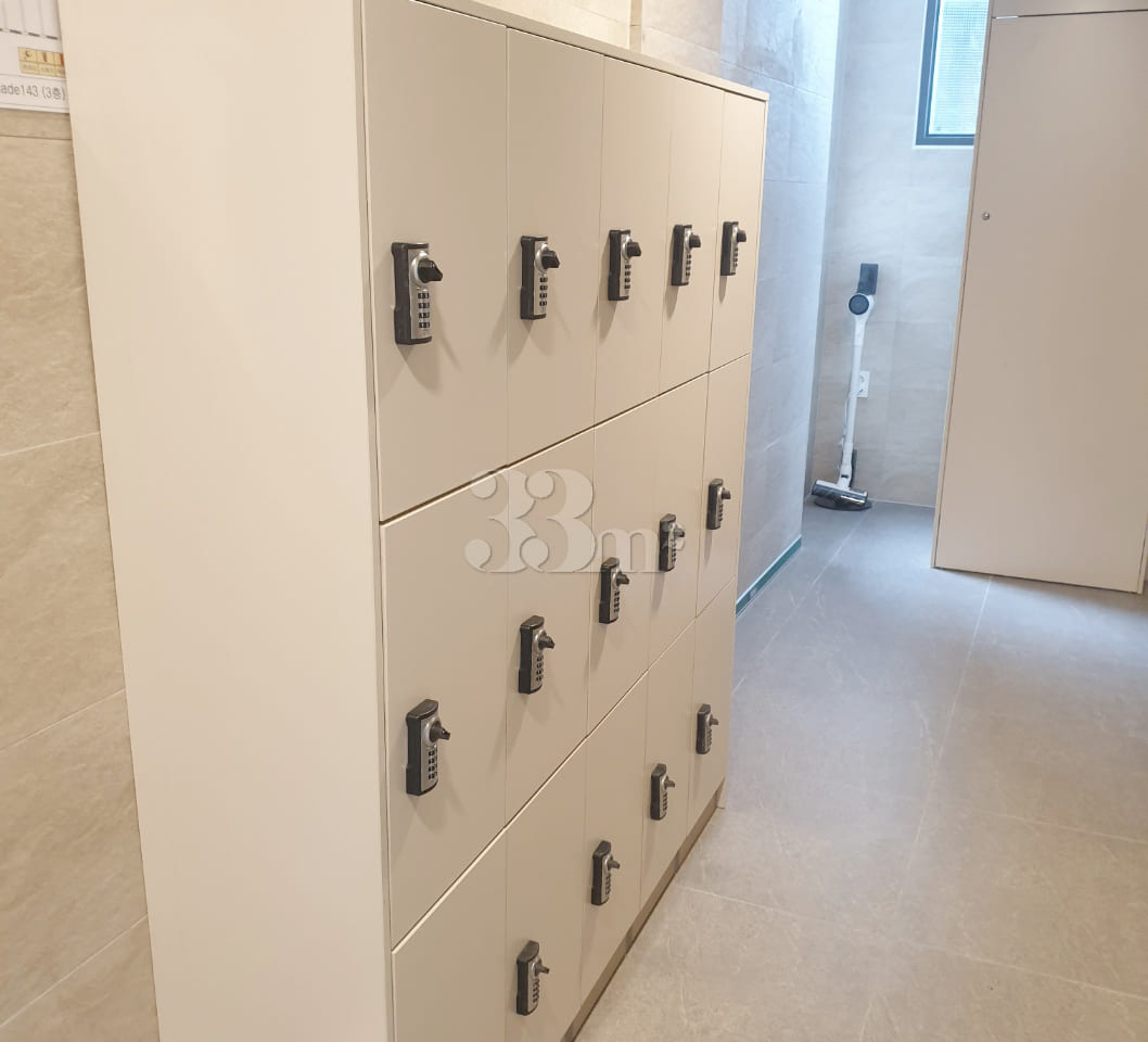 New Luxury Fully Furnished Unit 304 15th image