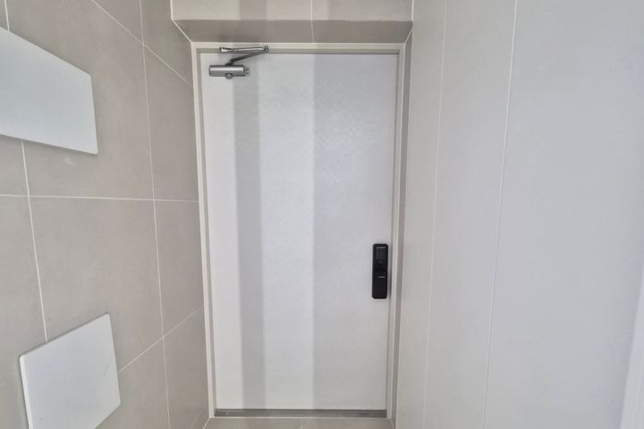 Spacious home within walking distance of Buch 12th image