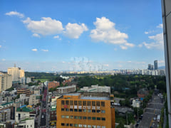Sinyongsan 🎀 Hotel-style with park view 16th image