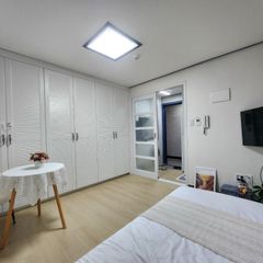 203호 방 이미지