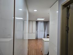 밝고 쾌적한방 0번째 이미지