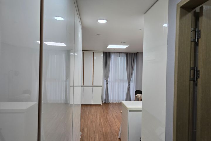 밝고 쾌적한방 0번째 이미지