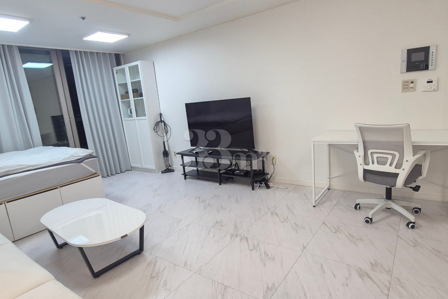 Spacious studio, 5 minutes from Seolleung Sta 4th image