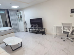 Spacious studio, 5 minutes from Seolleung Sta 4th image