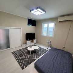 Great value for money, 3 minutes from Sinpyeo Unit Image
