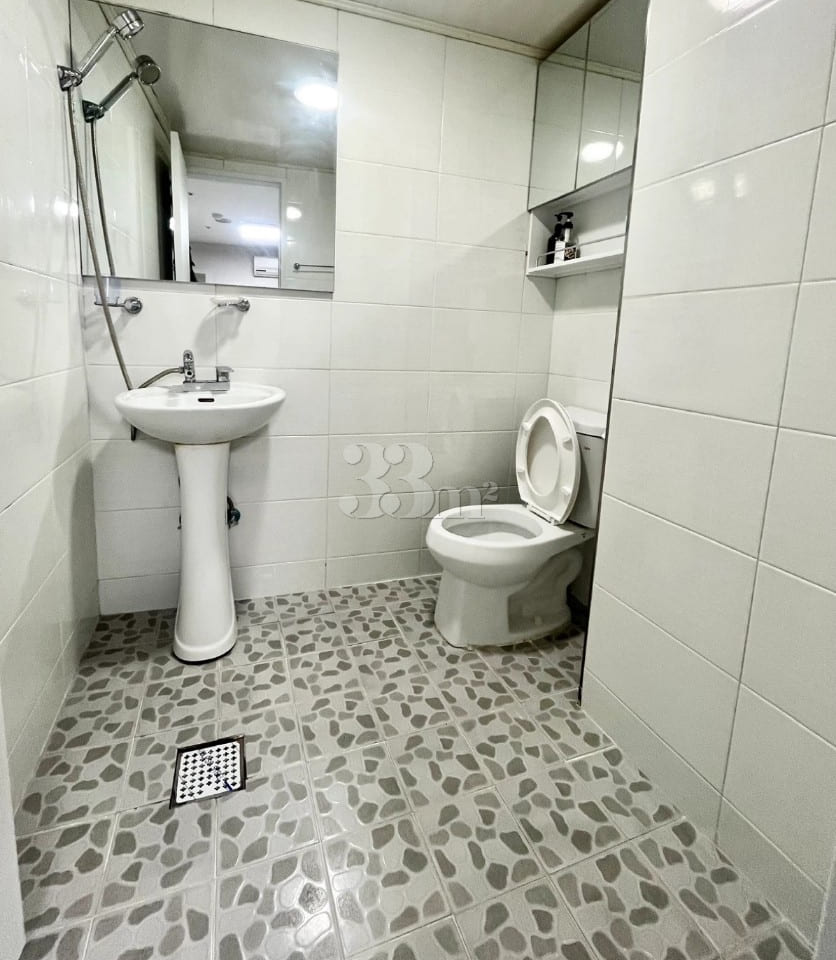 Studio apartment with a balcony 10th image