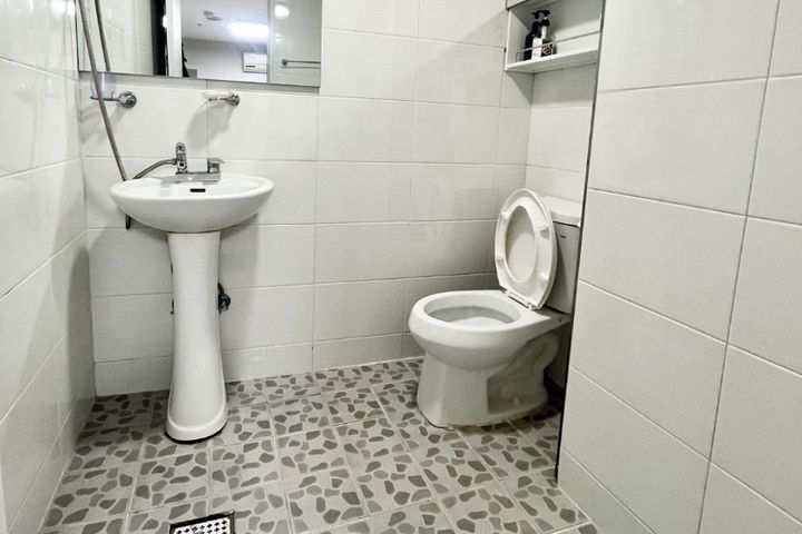 Studio apartment with a balcony 10th image