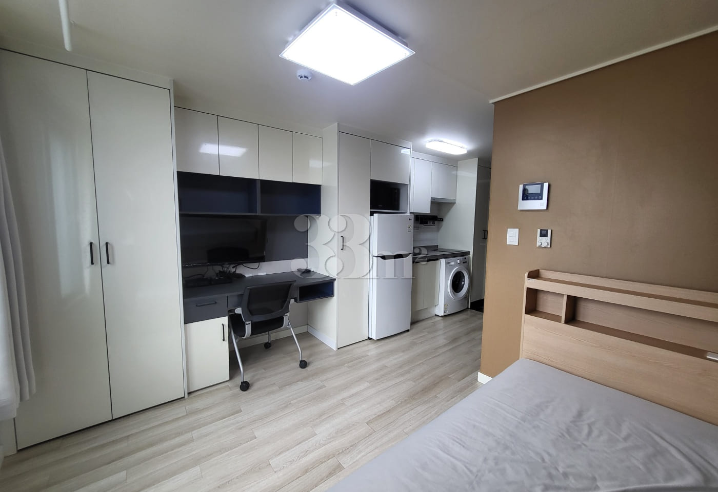 Fully Furnished Studio, Building 1, Unit 403 5th image