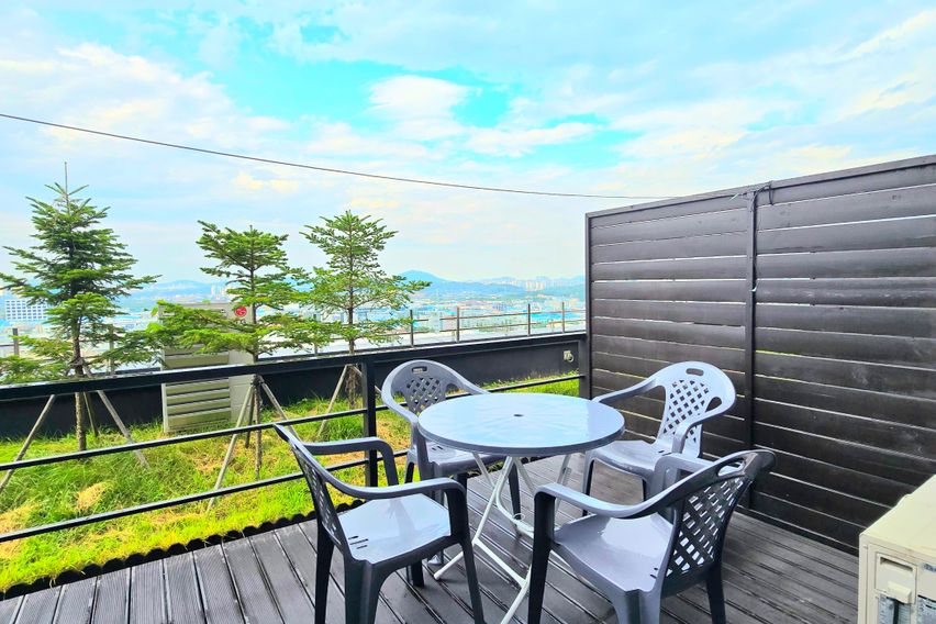 남동인더스파크역 테라스