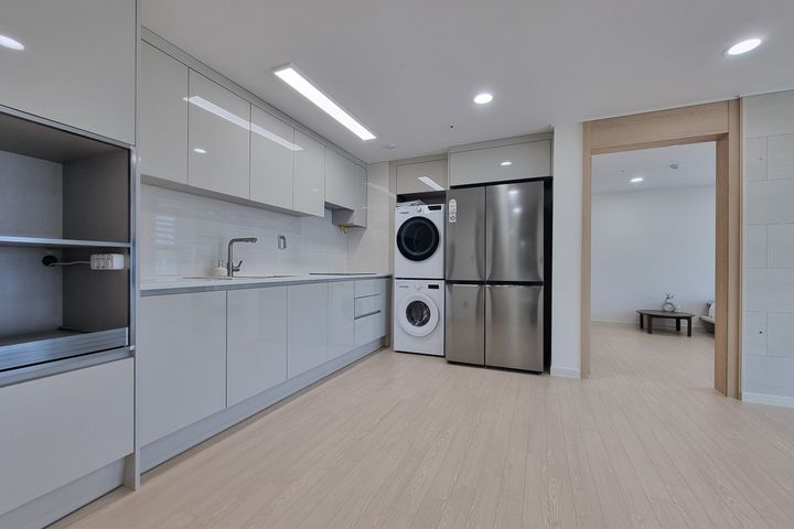 Fully furnished, 2 bedrooms, Gwangan Bridge v 14th image