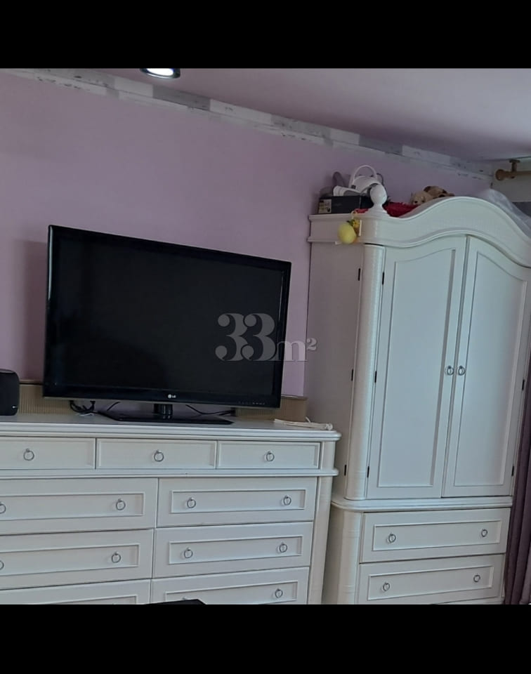 Fully furnished, spacious studio-style unit 4th image