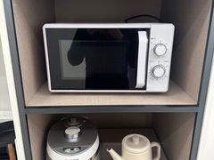 Brand-new two-room unit, parking available. 14th image
