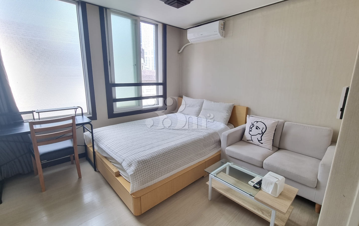 Haeundae Fully Furnished Studio (Unit 43) 1th image