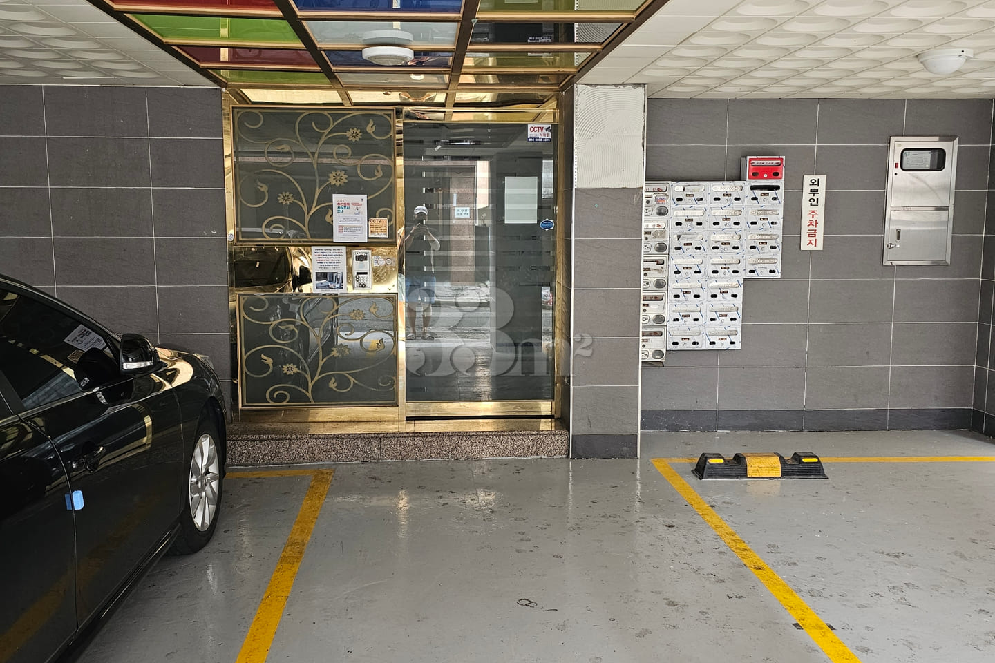 Studio Apartment (Unit 203), Bokhyeon-dong (n 1th image
