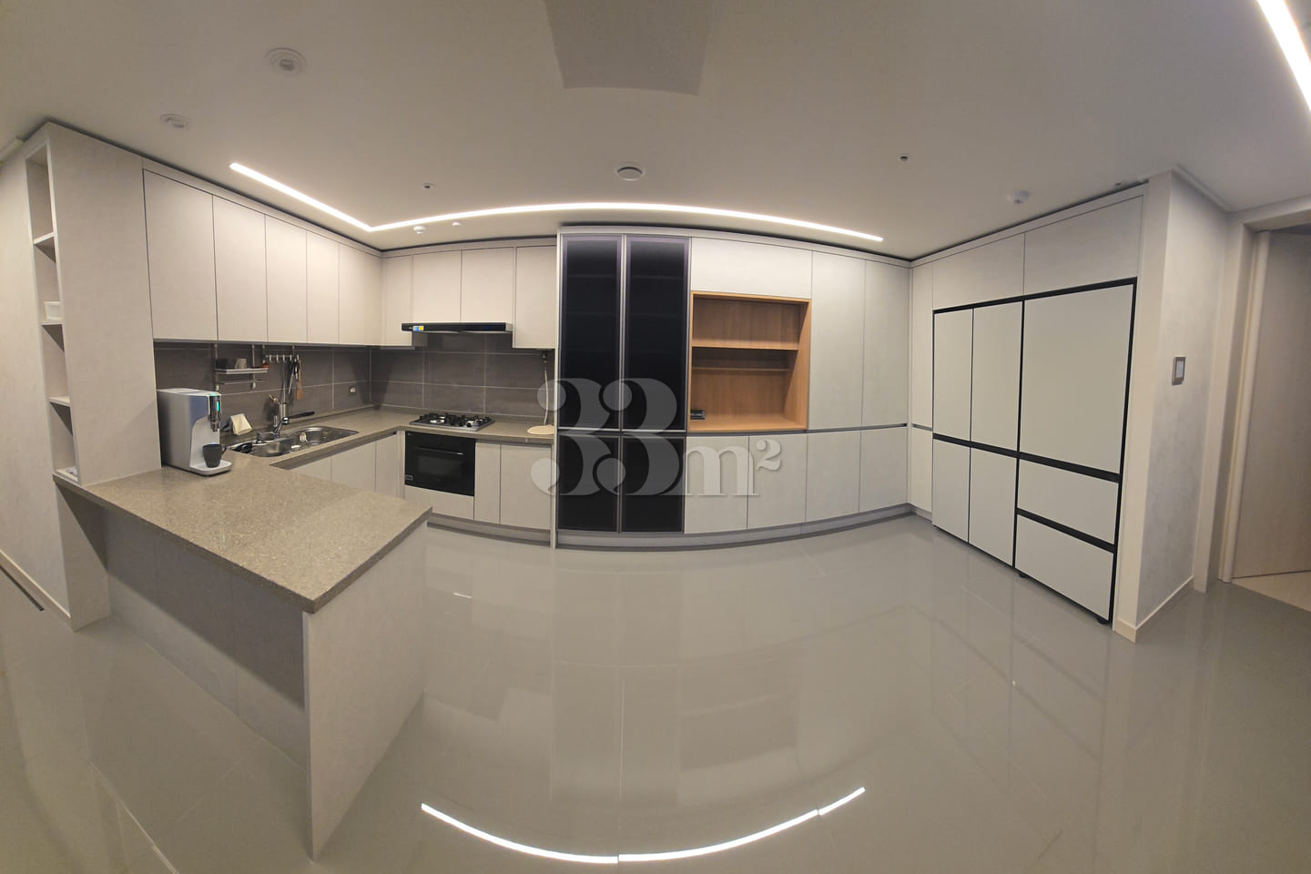 26-pyeong apartment with a high-floor view in 6th image