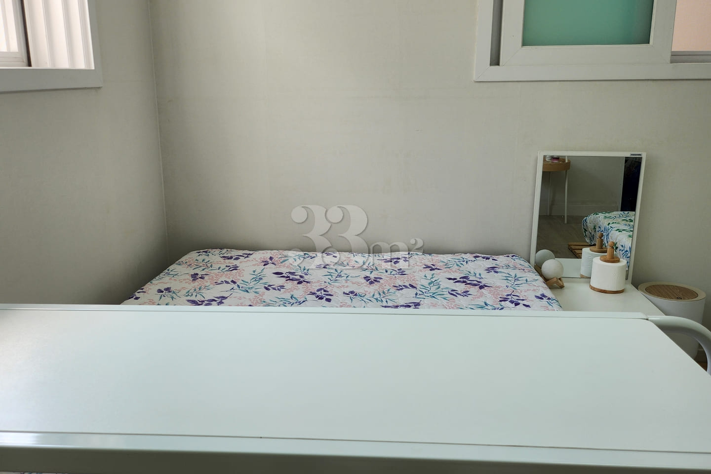 Fully Furnished Modern Two-Room Apartment #1 6th image