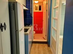 Clean accommodation with convenient transport 7th image