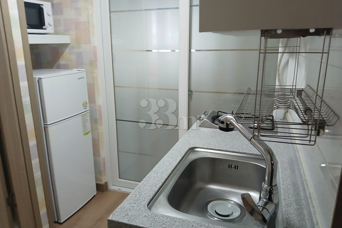 Studio apartment with a separate kitchen in U 5th image