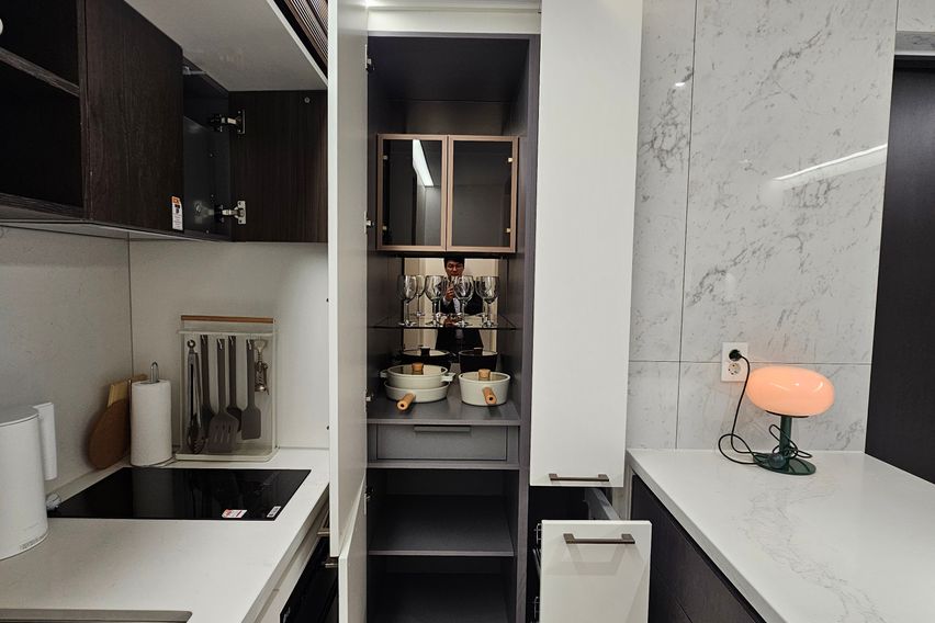 강남 신축 2룸(4인)