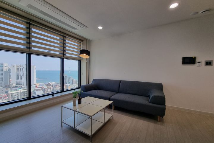 Fully furnished, 2 bedrooms, Gwangan Bridge v 6th image